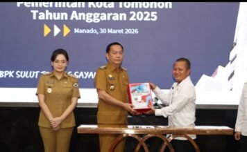 Didampingi Wawali, Walikota Serahkan LKPD 2025 ke BPK RI