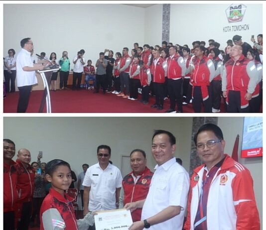 Walikota Serahkan Bonus Tunai pada Atlet dan Pelatih Berprestasi di PORPROV XII