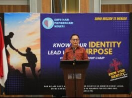 Wali Kota Caroll Senduk Dorong Mahasiswa Jadi Pemimpin Berkarakter Kristiani